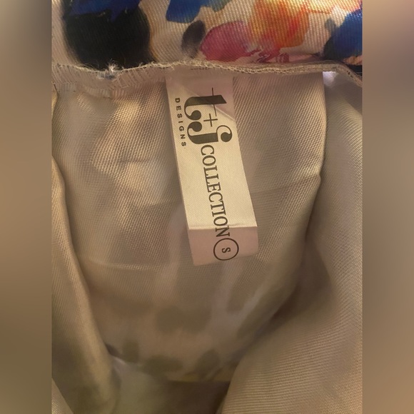 All eyes on you! T &J midi skirt leopard multi print-Size small - Picture 6 of 6